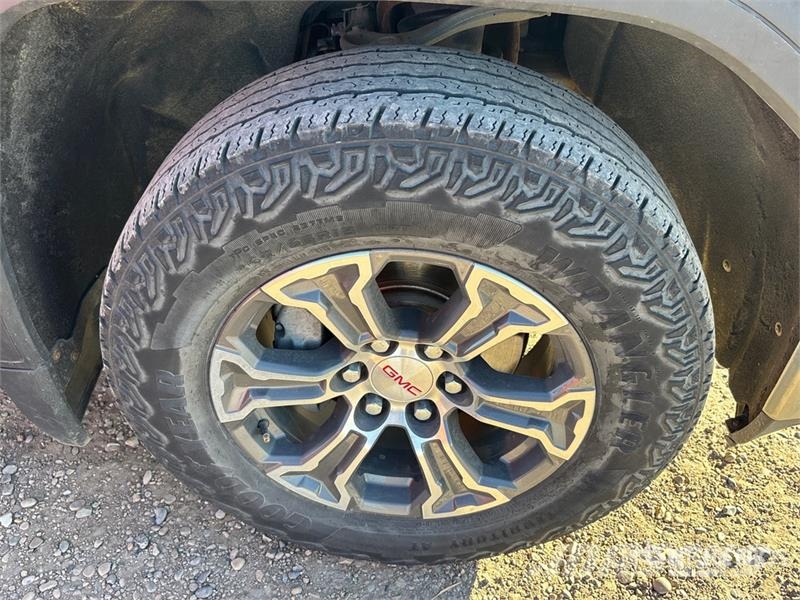 GMC Sierra 1500 Otros