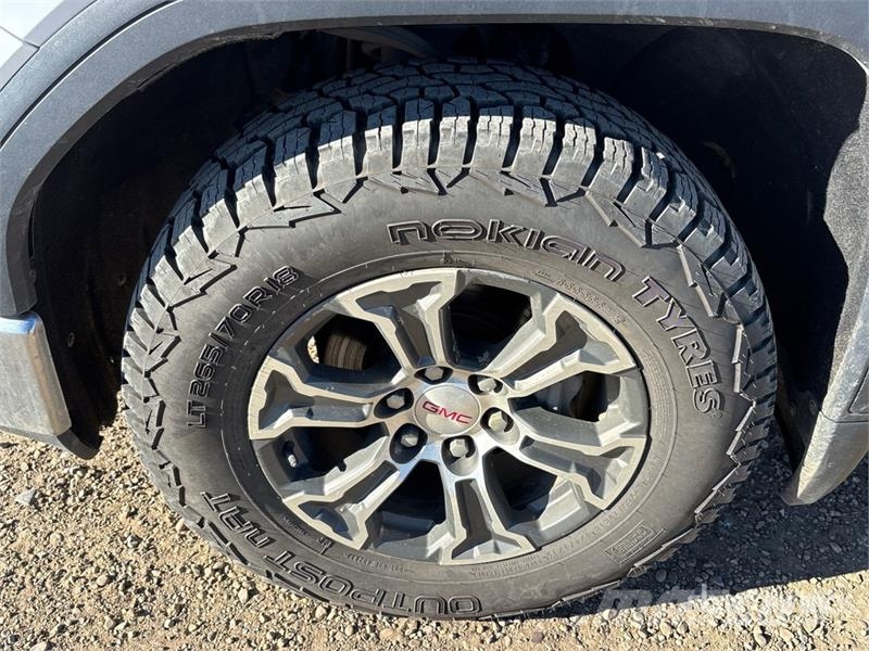 GMC Sierra 1500 Otros