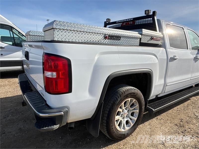 GMC Sierra 1500 Egyéb