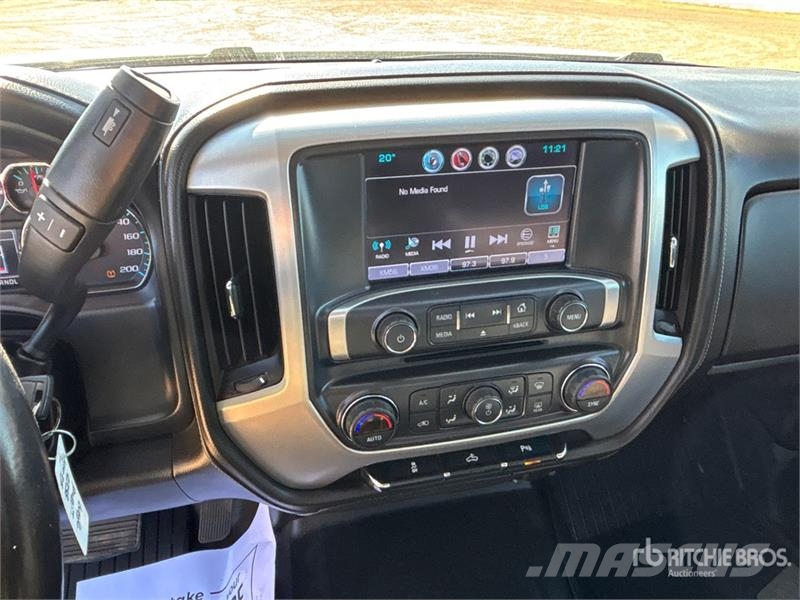 GMC Sierra 1500 Muu