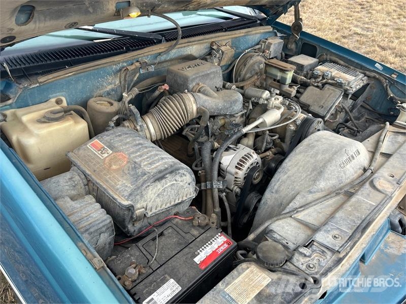 GMC Sierra 1500 기타