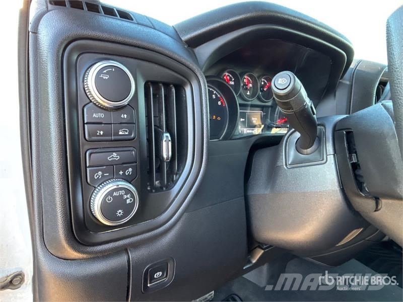GMC Sierra 1500 Muu
