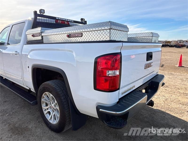 GMC Sierra 1500 Egyéb