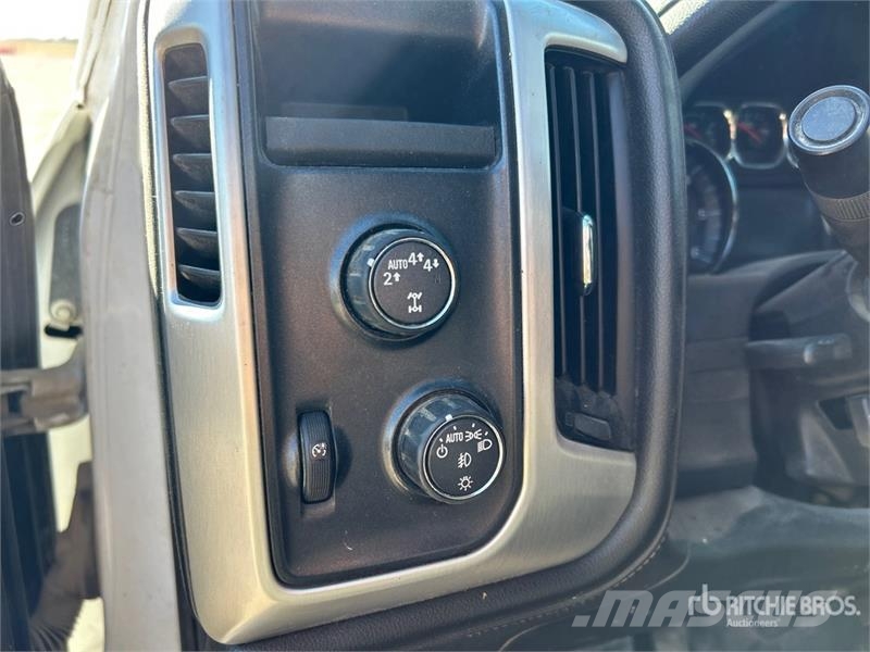 GMC Sierra 1500 Muu
