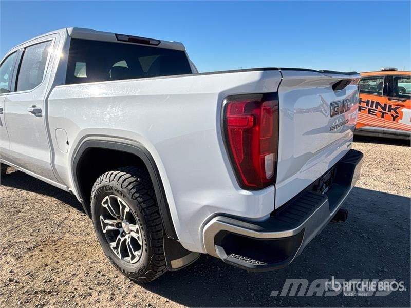 GMC Sierra 1500 Otros