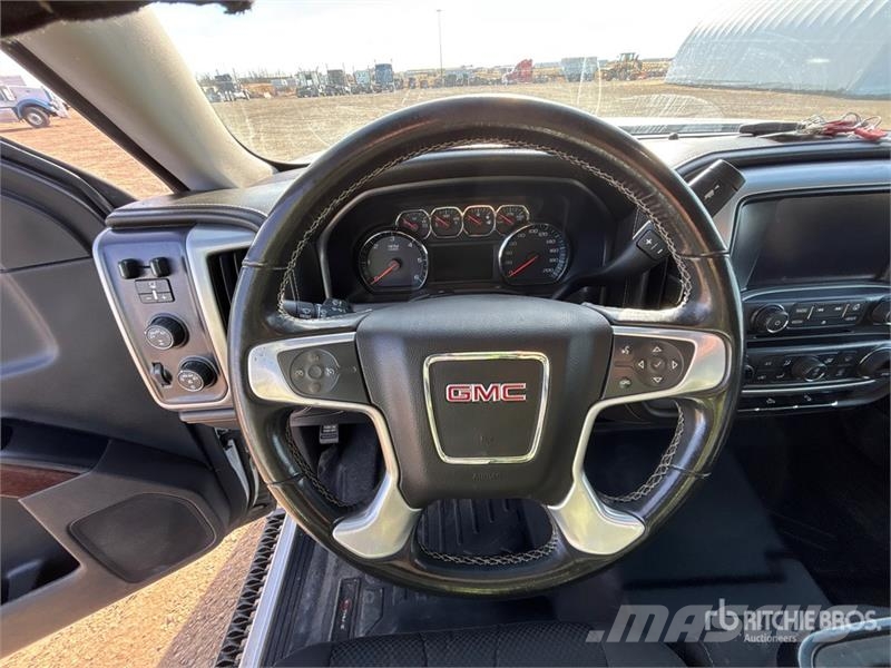 GMC Sierra 1500 Egyéb
