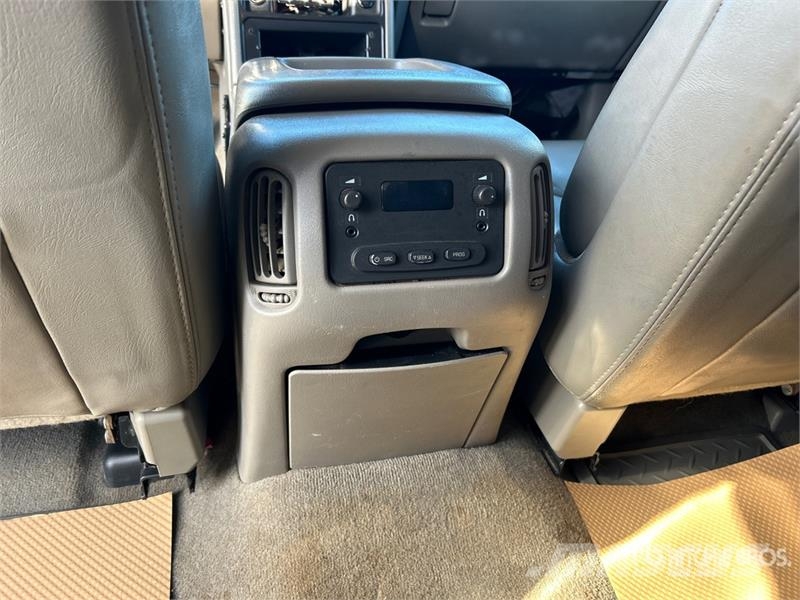 GMC Sierra 1500 HD 4x4 Crew Cab Pickup أخرى