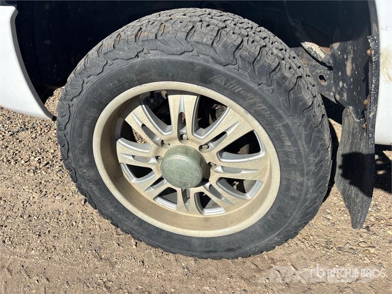 GMC Sierra 1500 HD 4x4 Crew Cab Pickup Kita