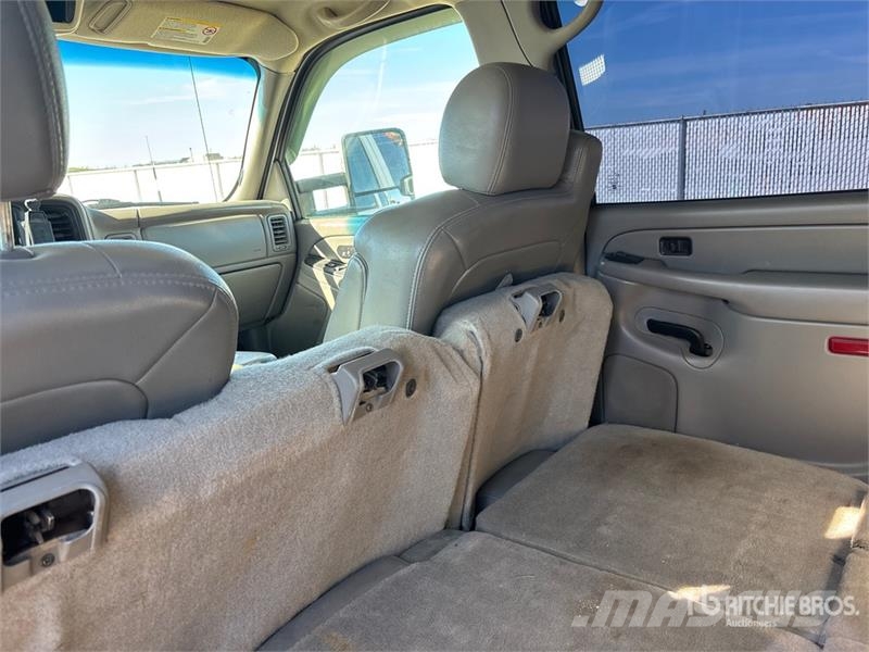 GMC Sierra 1500 HD 4x4 Crew Cab Pickup Kita
