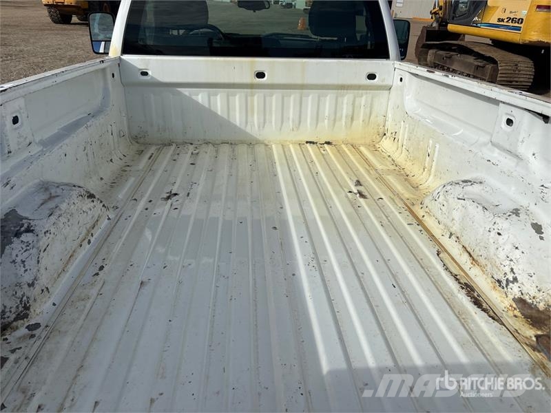 GMC Sierra 2500 أخرى