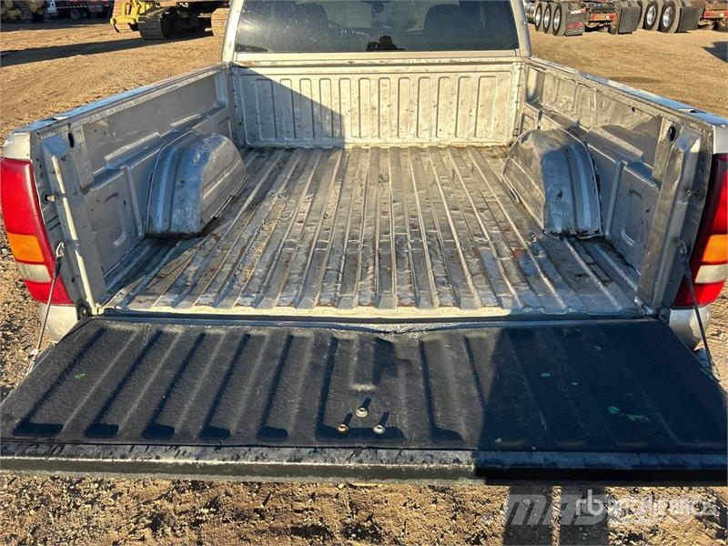 GMC Sierra 2500 Outros