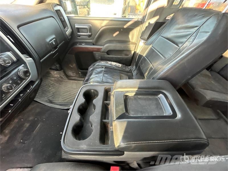 GMC Sierra 2500 Muu