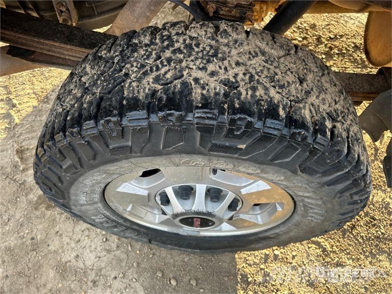 GMC Sierra 2500 Muu