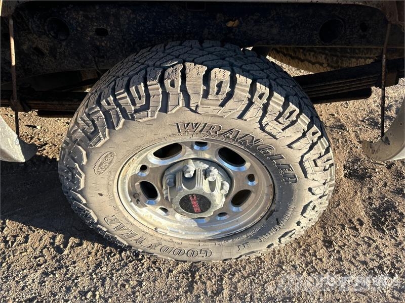 GMC Sierra 2500 Outros