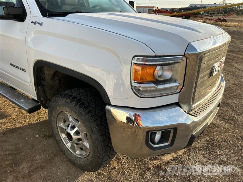 GMC Sierra 2500 Muu