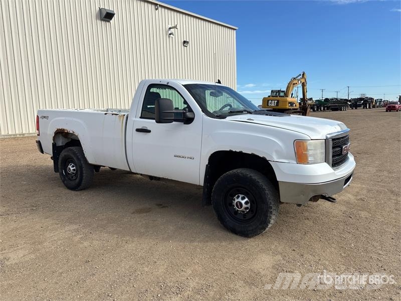 GMC Sierra 2500 أخرى