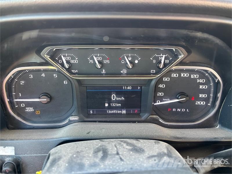GMC Sierra 2500 Other