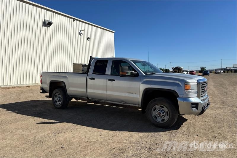 GMC Sierra 2500 Outro