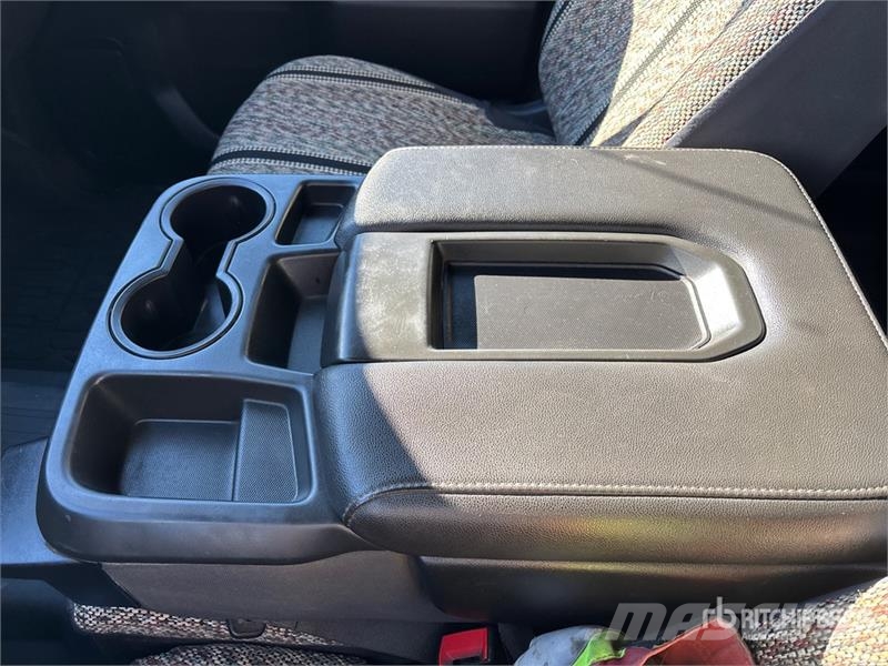 GMC Sierra 2500 Outro