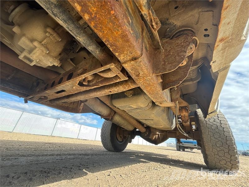 GMC Sierra 2500 Diger