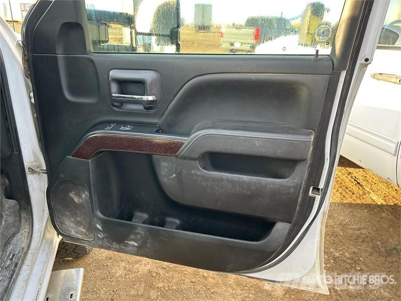 GMC Sierra 2500 Muu
