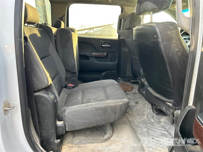 GMC Sierra 2500 Muu
