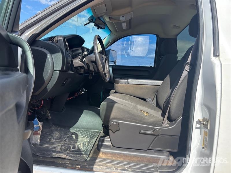 GMC Sierra 2500 Diger