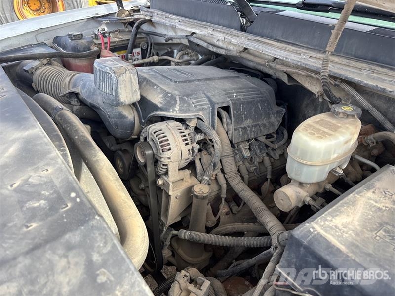GMC Sierra 2500 أخرى