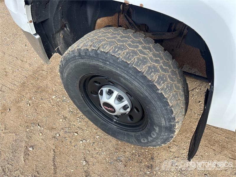 GMC Sierra 2500 أخرى