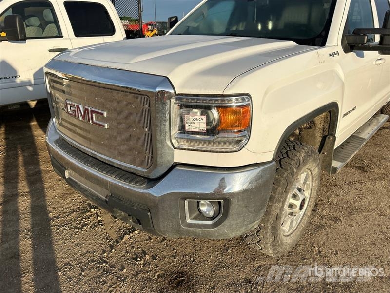 GMC Sierra 2500 Muu