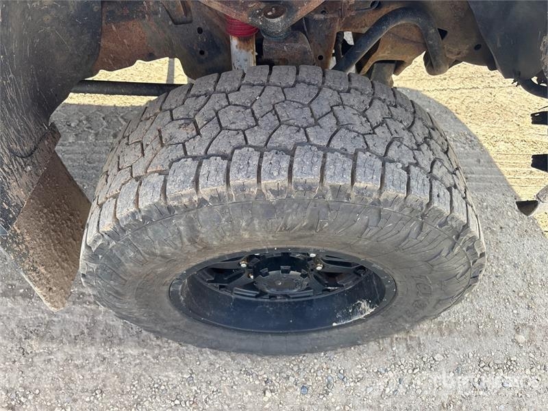 GMC Sierra 2500 Diger