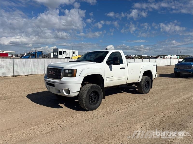 GMC Sierra 2500 Diger