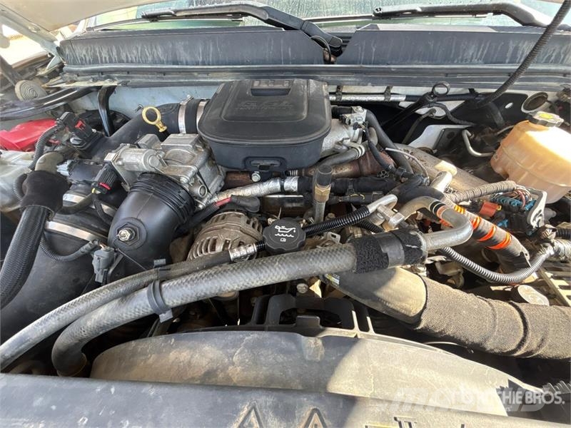 GMC Sierra 2500 Diger