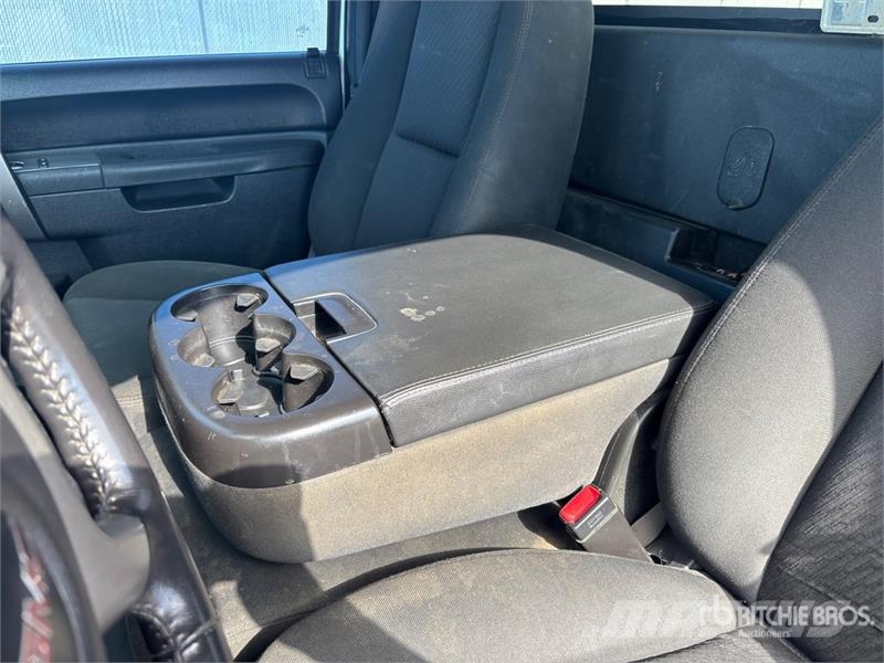 GMC Sierra 2500 Diger