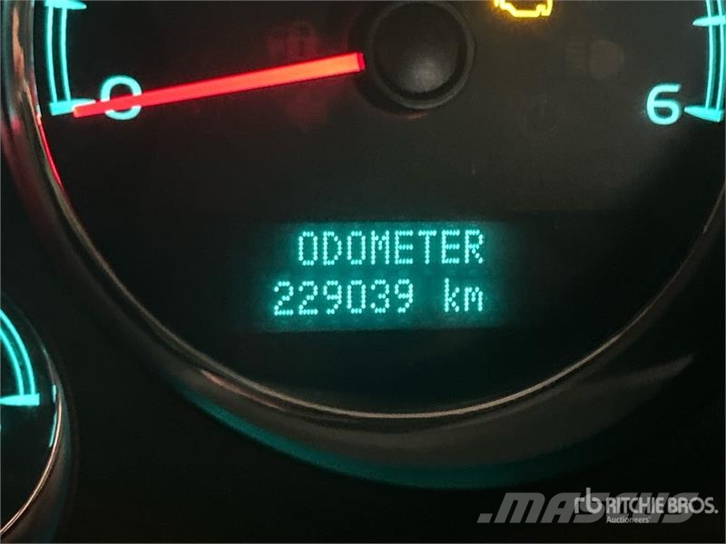 GMC Sierra 2500 Další