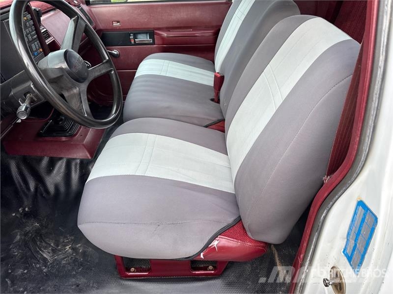 GMC Sierra 2500 Extended Cab Service Truck Комунальні автомобілі / автомобілі загального призначення