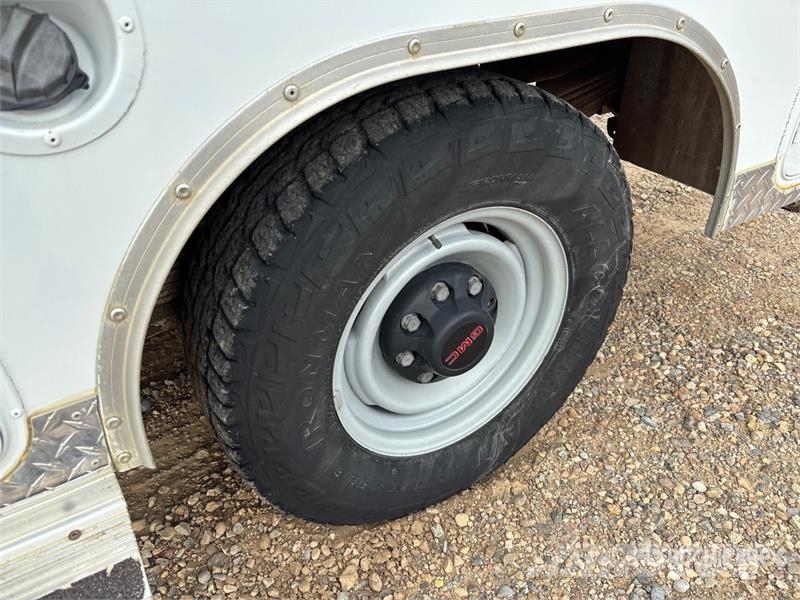 GMC Sierra 2500 Extended Cab Service Truck Комунальні автомобілі / автомобілі загального призначення