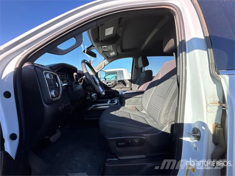 GMC Sierra 2500HD Прочие фургоны