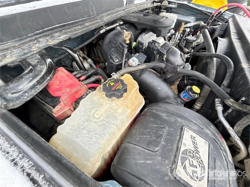 GMC Sierra 2500HD Egyéb