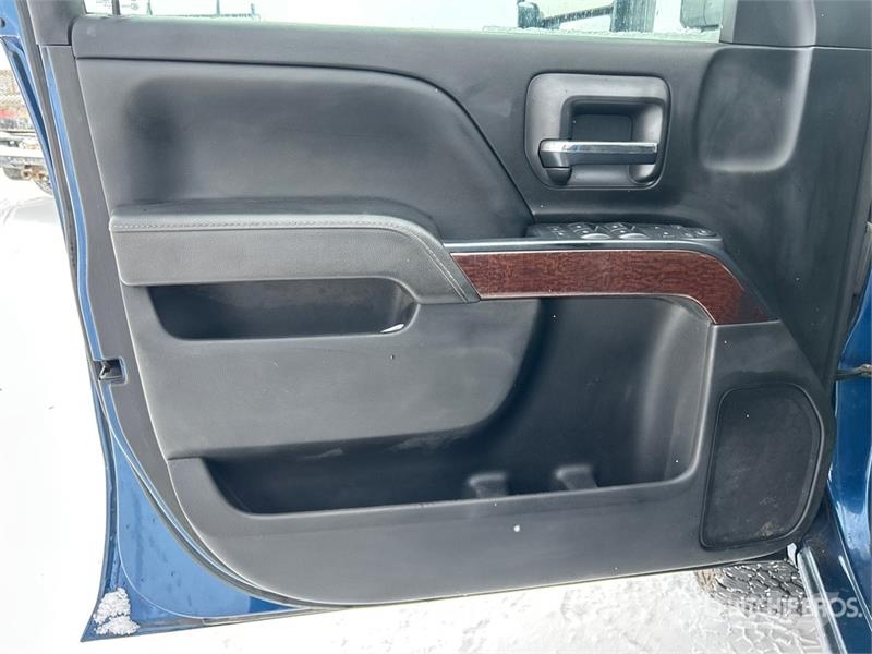 GMC Sierra 2500HD Drugi