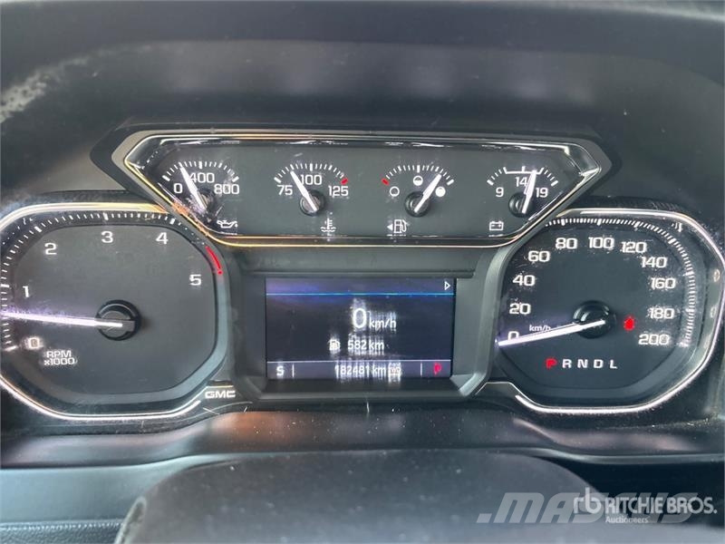 GMC Sierra 2500HD Otros