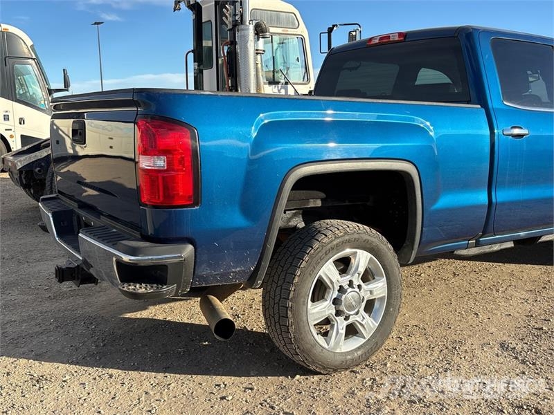 GMC Sierra 2500HD Muu