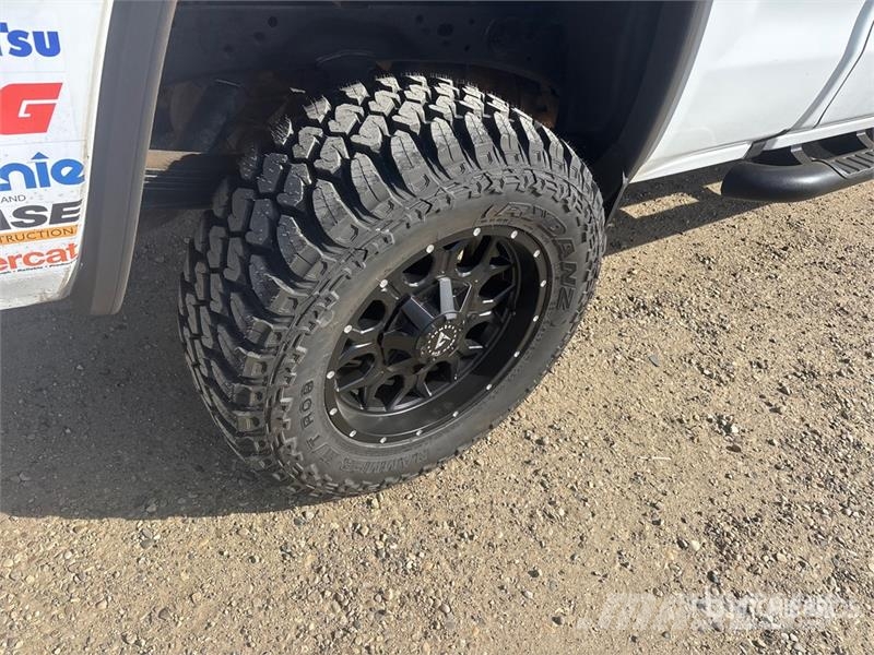 GMC Sierra 2500HD Ostalo
