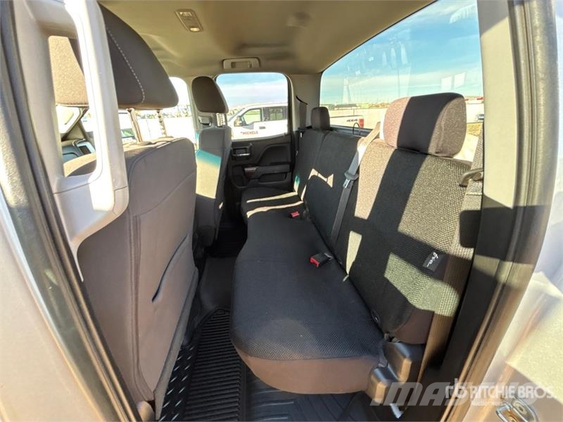 GMC Sierra 2500HD Egyéb