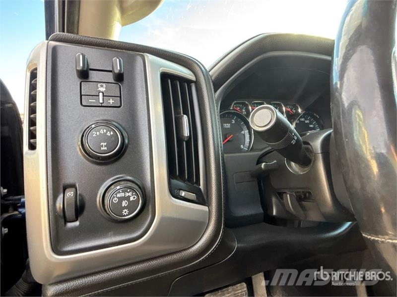 GMC Sierra 2500HD Muu