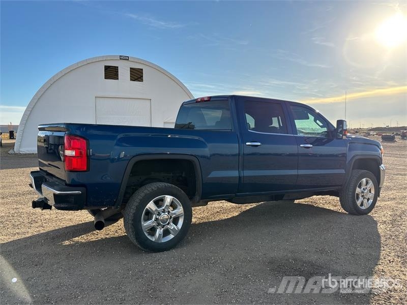 GMC Sierra 2500HD Muu