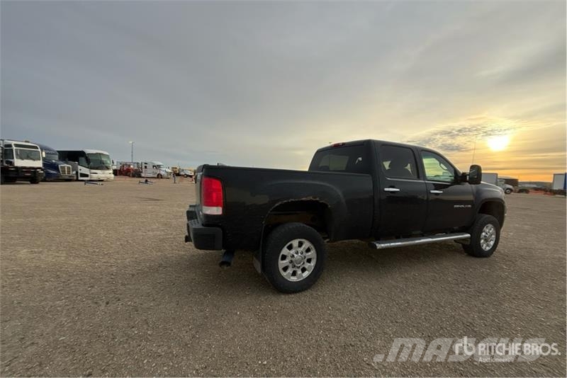 GMC Sierra 2500HD Muu