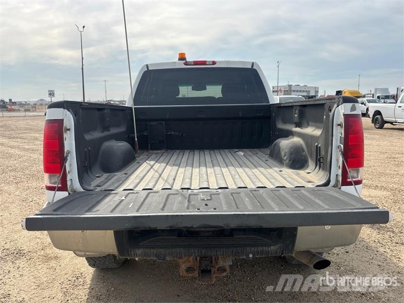 GMC Sierra 2500HD Další