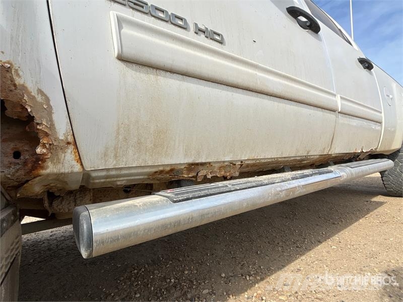 GMC Sierra 2500HD Další