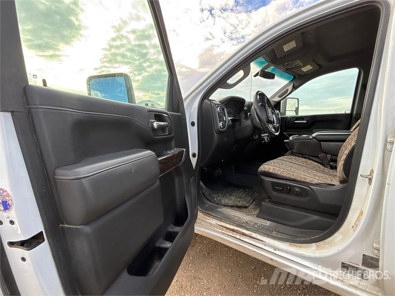 GMC Sierra 2500HD Otros